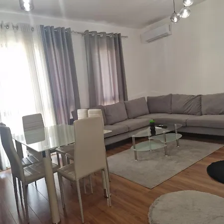 Luxury Rent Apartment *